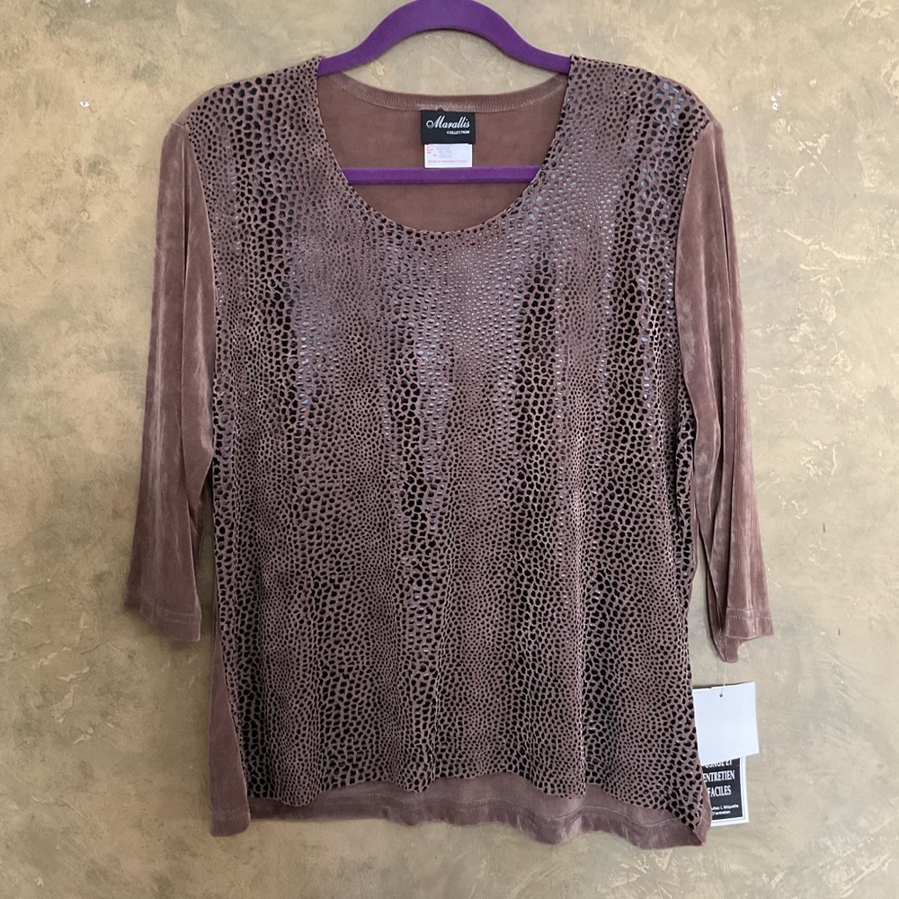 Vintage Marallis Collection Slinky Animal Print Three Quarter Sleeve Top